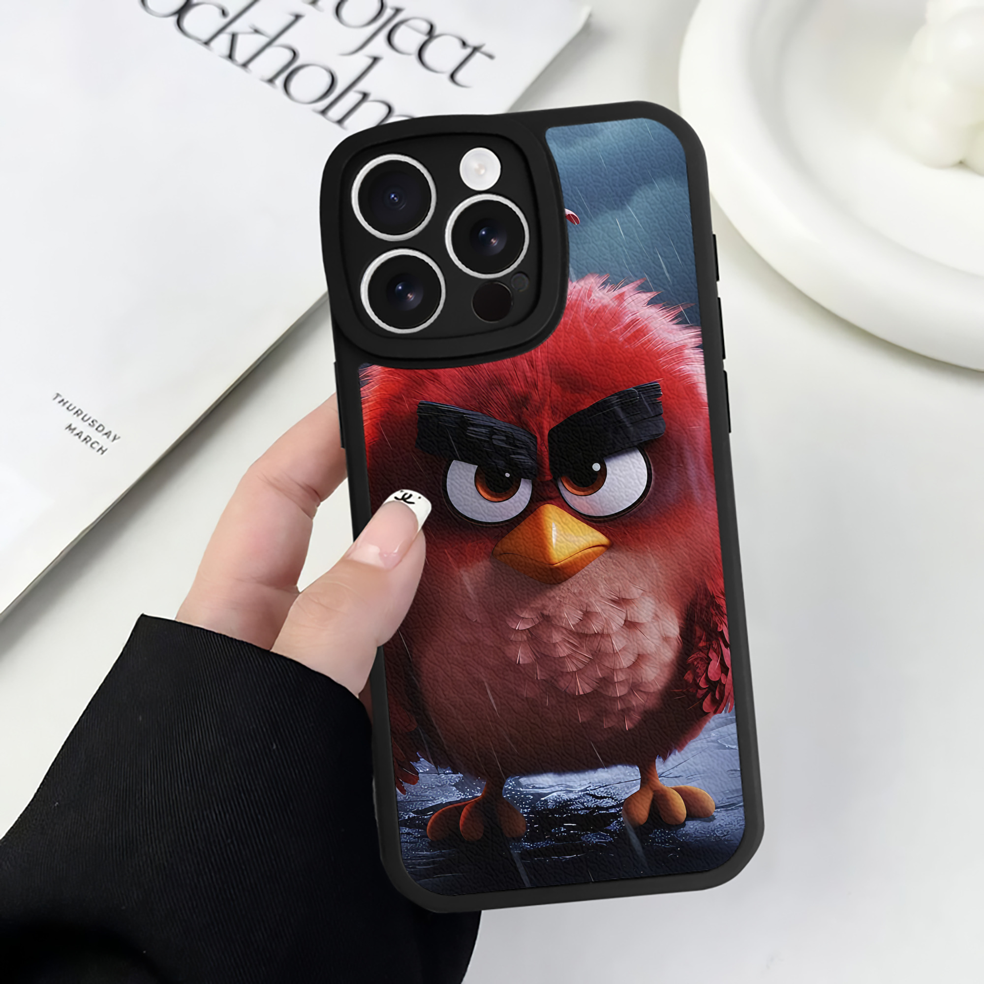 （画像用） Angry Birds アングリーバード 【iPhone 16シリーズ対応】シリコンスマホケース（レザー調） 材質：シリコン